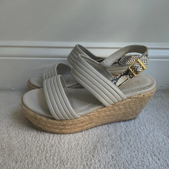 Kaanas Gray Platform Wedges with Gold Accent - Picture 2 of 6